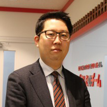 渡邉 健太 氏